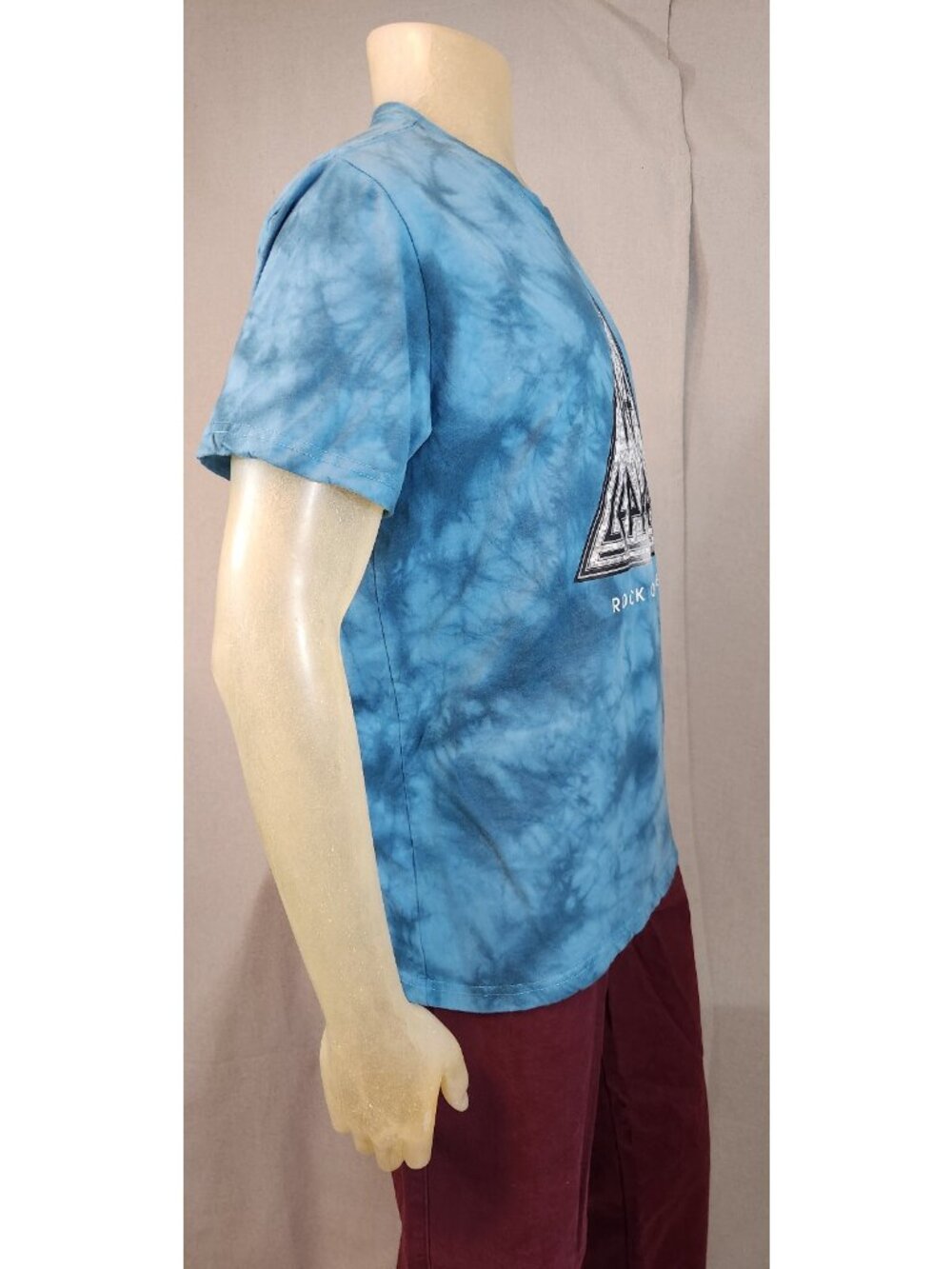 Def Leppard Rock Of Ages Tie Dyed Graphic Print LARGE Crew Neck T Shirt Top USED - Picture 2 of 5
